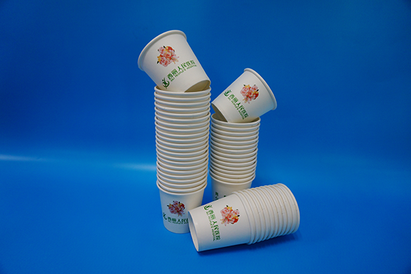 一次性紙杯